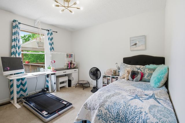 185 Township Dr, Hendersonville, TN 37075