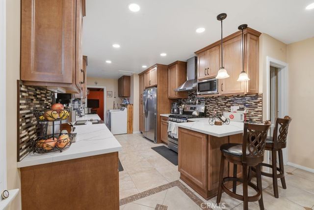 7752 Comstock, Whittier, CA 90602