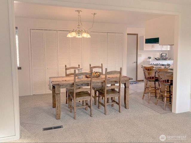 112 Eagle Glen Court, Eatonville, WA 98328