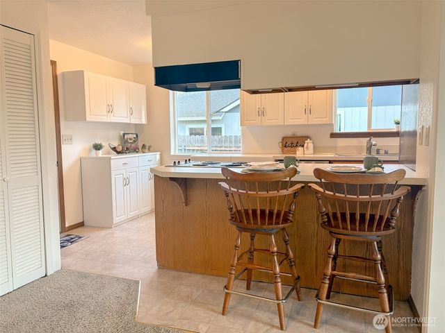 112 Eagle Glen Court, Eatonville, WA 98328