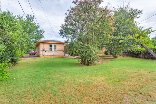 3928 Menzer Road, Fort Worth, TX 76103