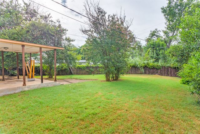 3928 Menzer Road, Fort Worth, TX 76103