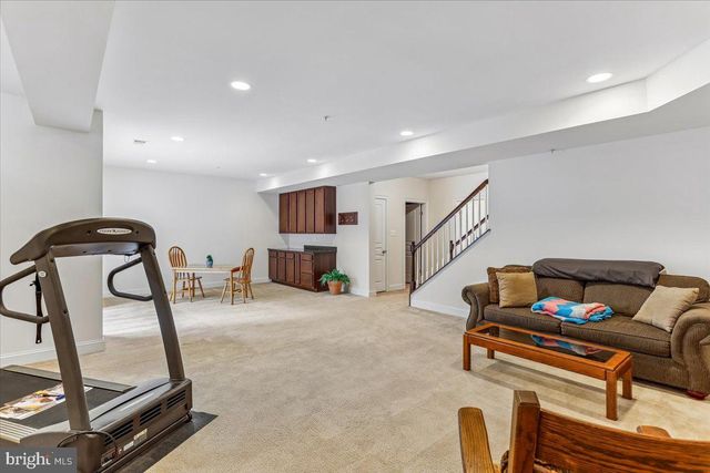 6411 MONTGOMERY RD, Elkridge, MD 21075