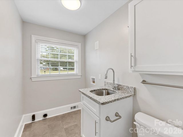 100 Forest Hills Drive, Monroe, NC 28112