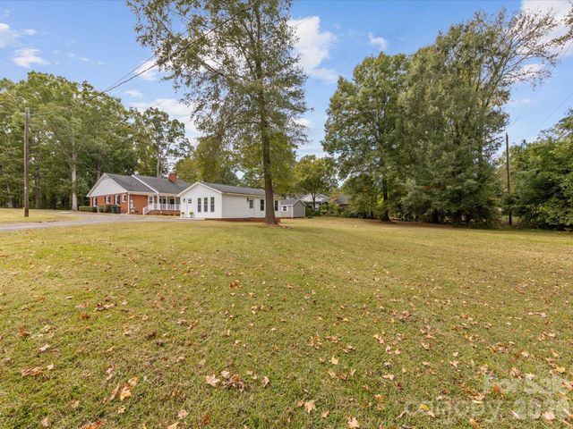 100 Forest Hills Drive, Monroe, NC 28112