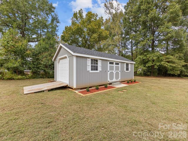 100 Forest Hills Drive, Monroe, NC 28112