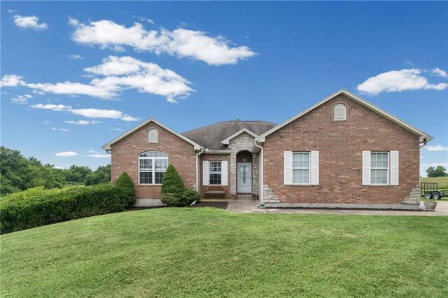 25303 E 199th Street, Pleasant Hill, MO 64080