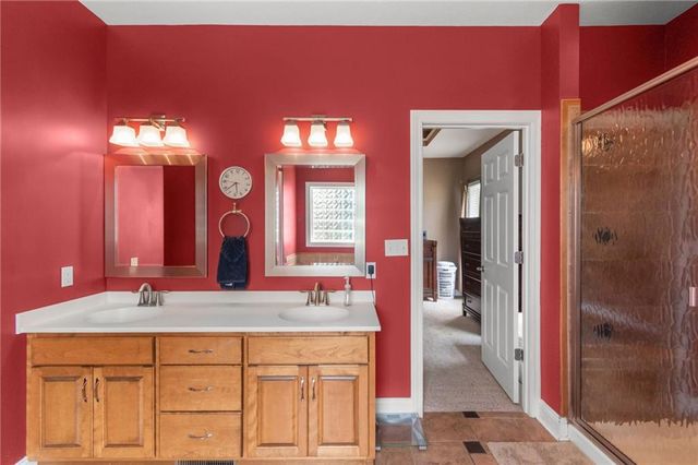 25303 E 199th Street, Pleasant Hill, MO 64080
