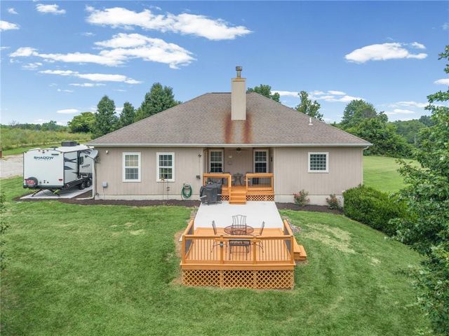 25303 E 199th Street, Pleasant Hill, MO 64080