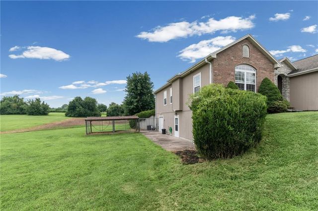 25303 E 199th Street, Pleasant Hill, MO 64080