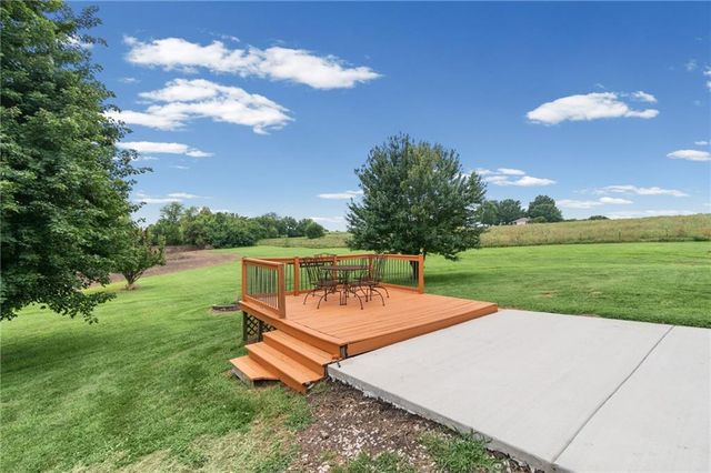 25303 E 199th Street, Pleasant Hill, MO 64080