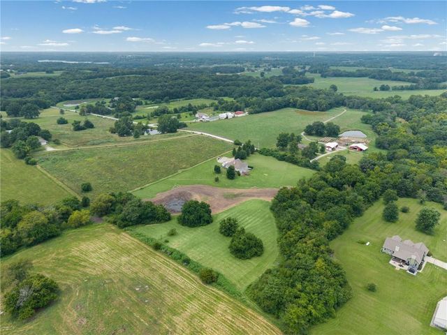 25303 E 199th Street, Pleasant Hill, MO 64080