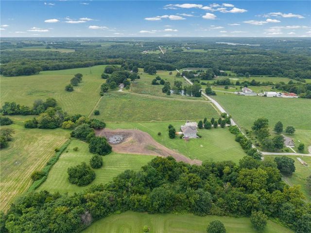 25303 E 199th Street, Pleasant Hill, MO 64080