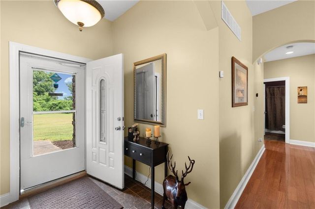 25303 E 199th Street, Pleasant Hill, MO 64080