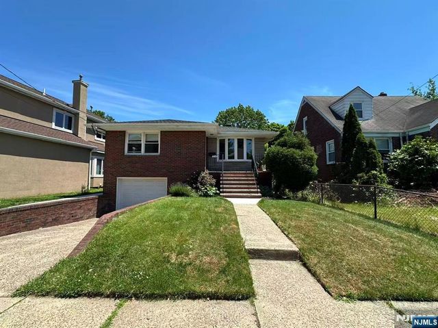 1018 Inwood Terrace, Fort Lee, NJ 07024