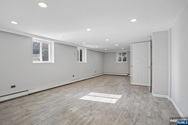 1018 Inwood Terrace, Fort Lee, NJ 07024
