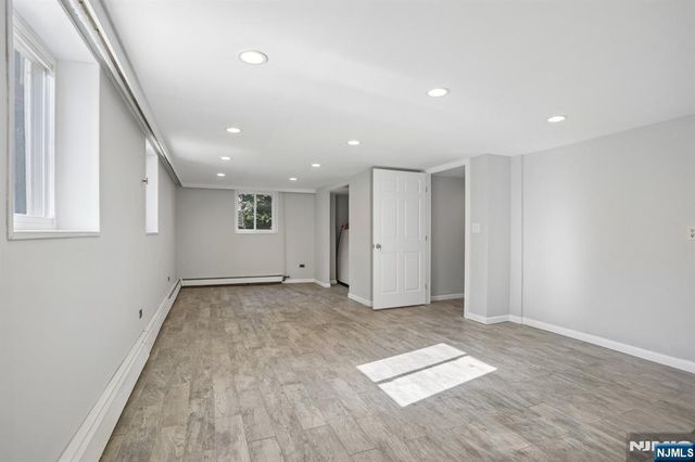 1018 Inwood Terrace, Fort Lee, NJ 07024