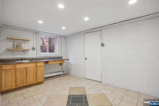 1018 Inwood Terrace, Fort Lee, NJ 07024
