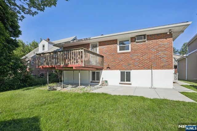 1018 Inwood Terrace, Fort Lee, NJ 07024
