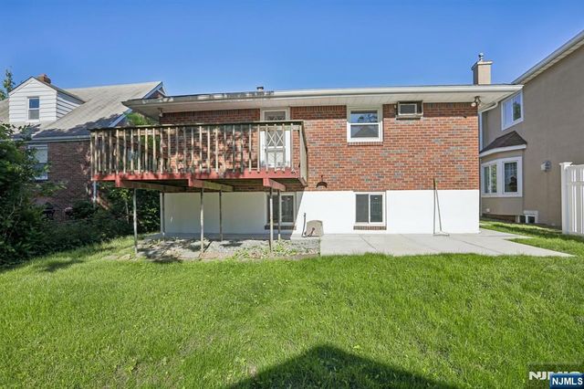 1018 Inwood Terrace, Fort Lee, NJ 07024