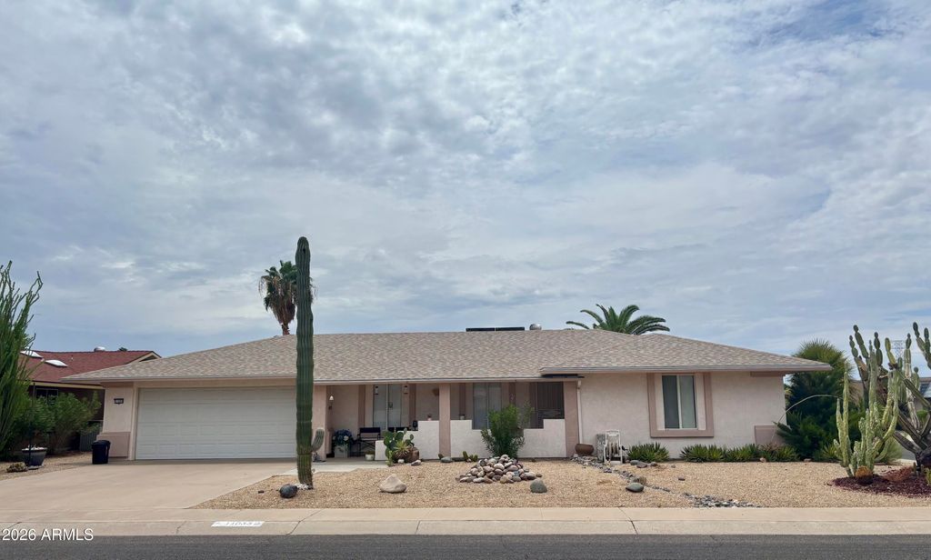 11033 W BLUEFIELD Court, Sun City, AZ 85351