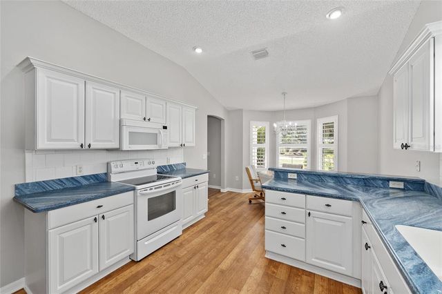 2700 PLAINRIDGE LOOP, The Villages, FL 32162