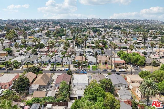 5214 Cimarron Street, Los Angeles, CA 90062