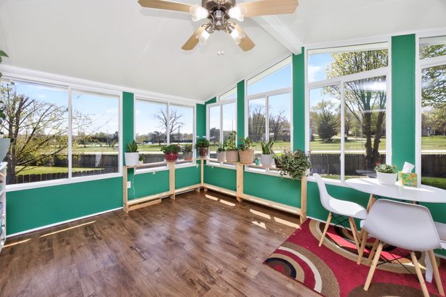 3860 92nd Circle, Urbandale, IA 50322