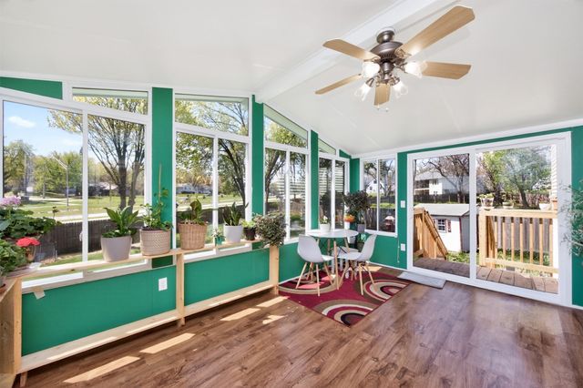 3860 92nd Circle, Urbandale, IA 50322