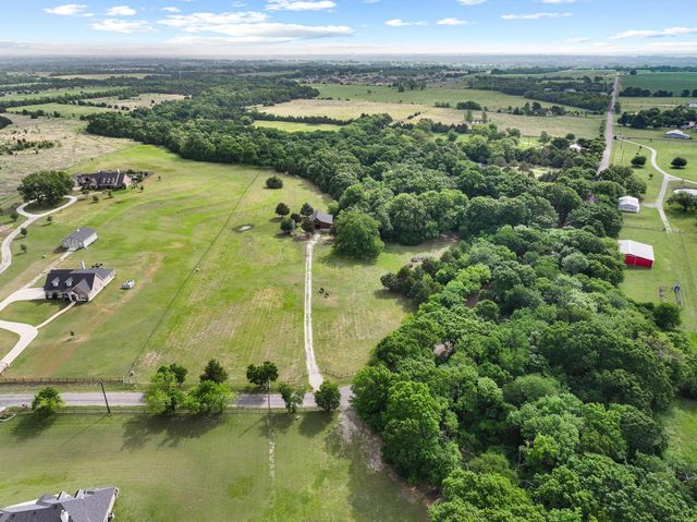 1906 Durning Road, Van Alstyne, TX 75495