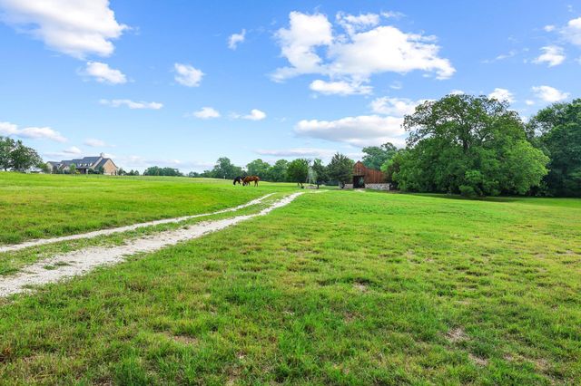 1906 Durning Road, Van Alstyne, TX 75495