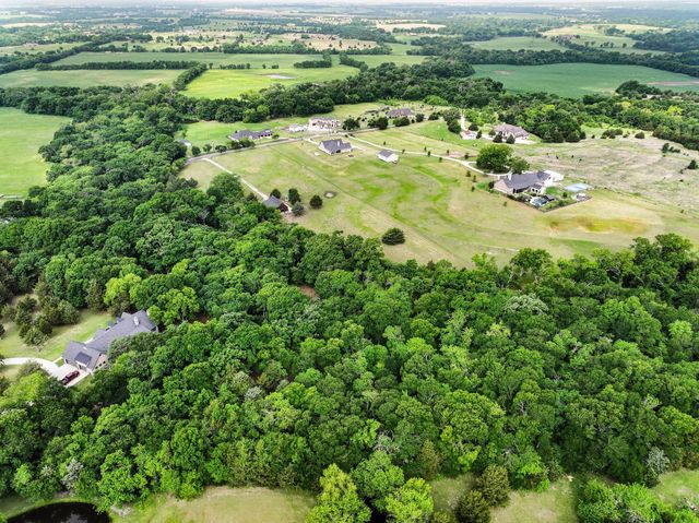 1906 Durning Road, Van Alstyne, TX 75495
