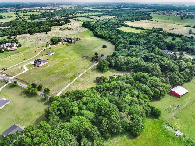 1906 Durning Road, Van Alstyne, TX 75495