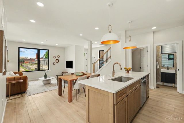 1635 Clayton Street, Cincinnati, OH 45206