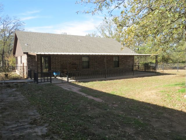 1271 County Road 3555, Paradise, TX 76073