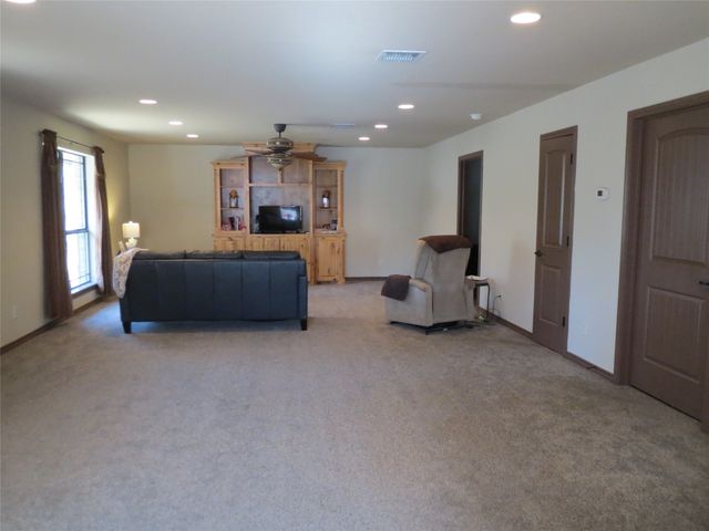 1271 County Road 3555, Paradise, TX 76073