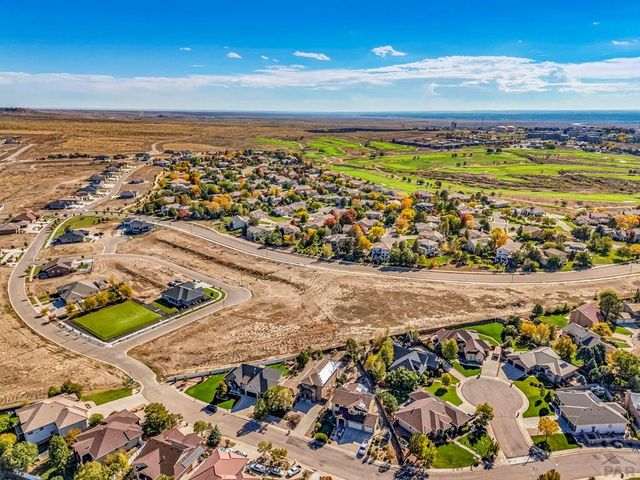 4720 Desert Candle Dr, Pueblo, CO 81001