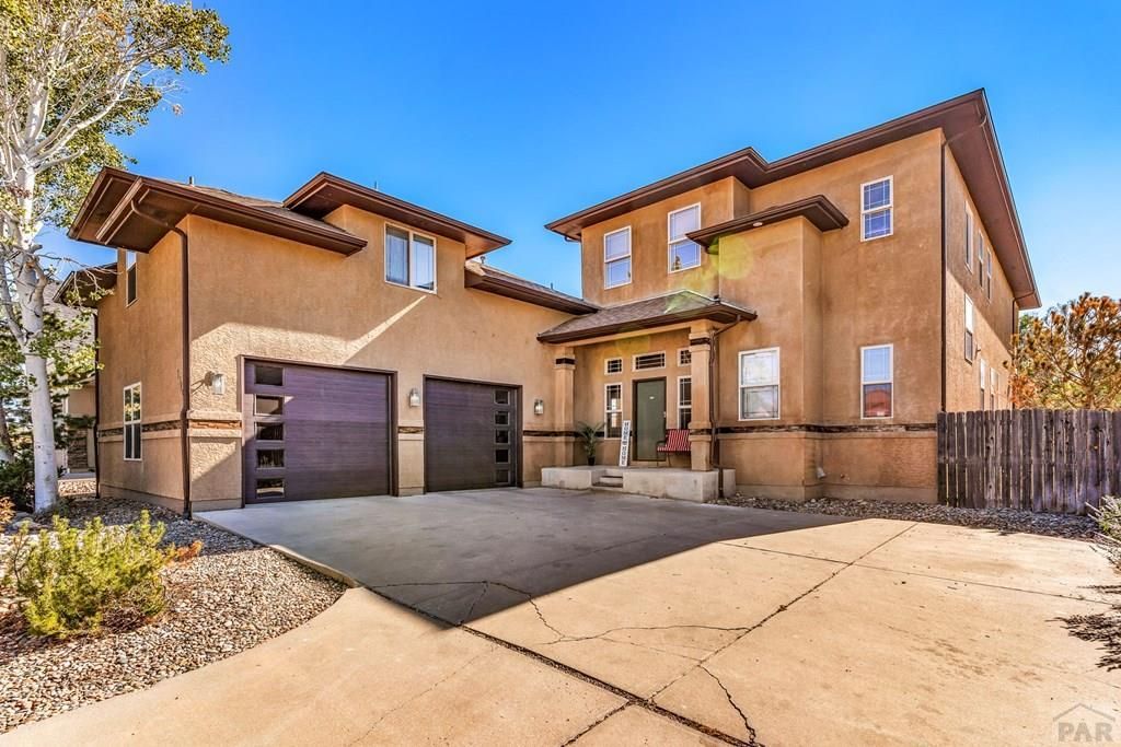 4720 Desert Candle Dr, Pueblo, CO 81001