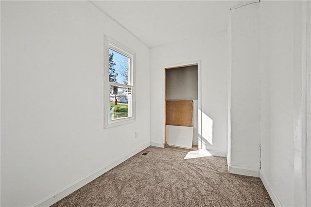 1613 Clifford Street, St Joseph, MO 64505