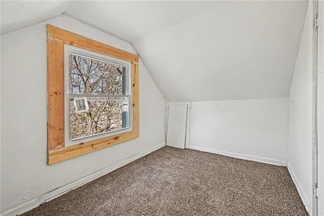 1613 Clifford Street, St Joseph, MO 64505