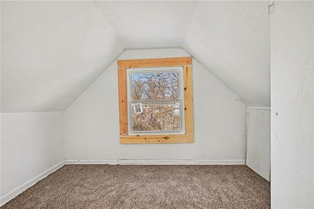 1613 Clifford Street, St Joseph, MO 64505