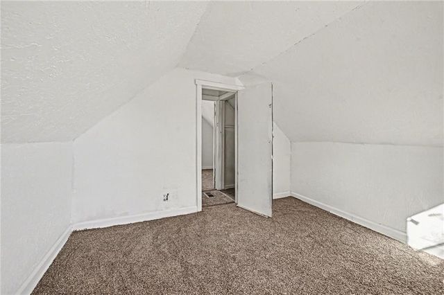 1613 Clifford Street, St Joseph, MO 64505