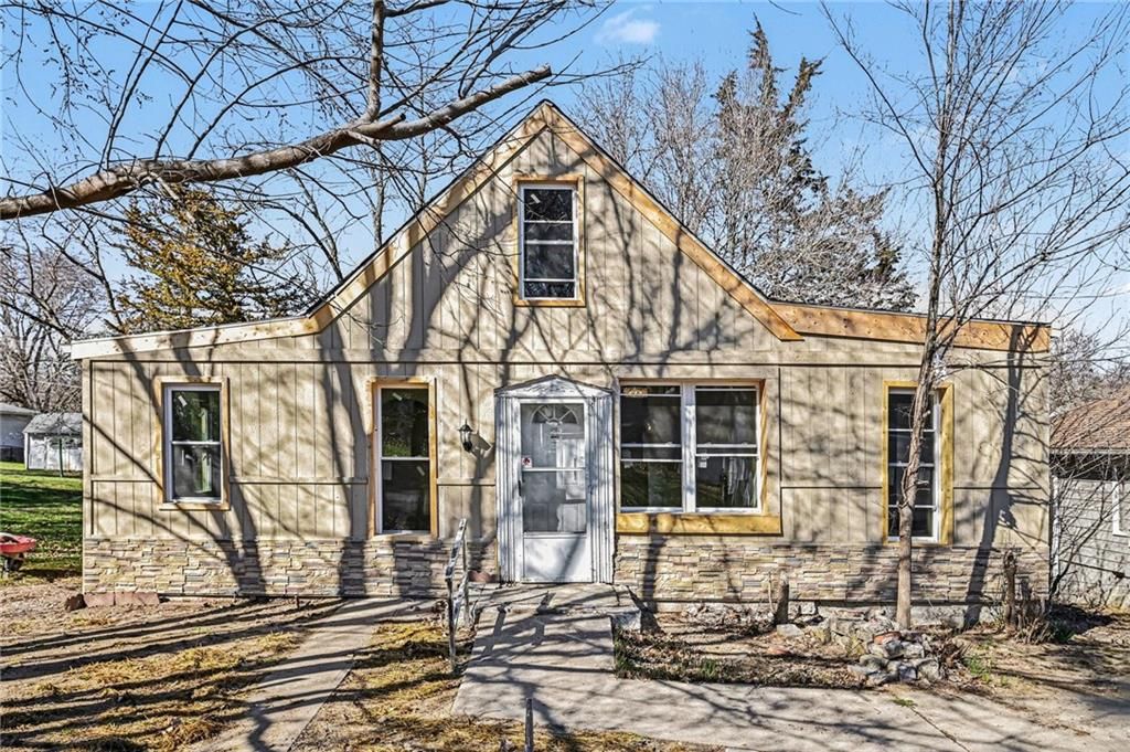 1613 Clifford Street, St Joseph, MO 64505