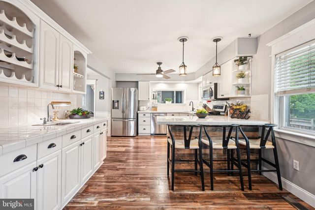 18 UNION AVENUE, Stratford, NJ 08084