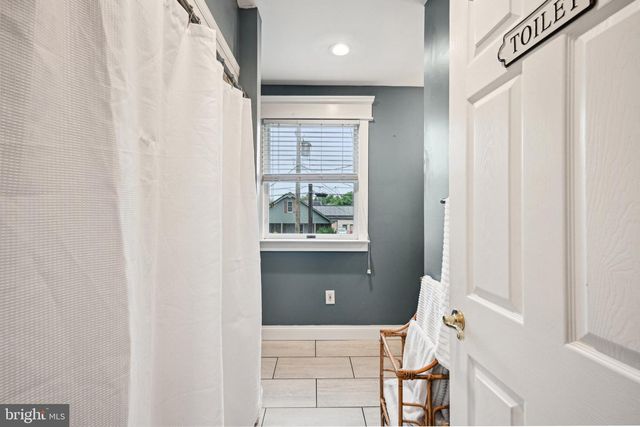 18 UNION AVENUE, Stratford, NJ 08084