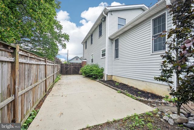 18 UNION AVENUE, Stratford, NJ 08084