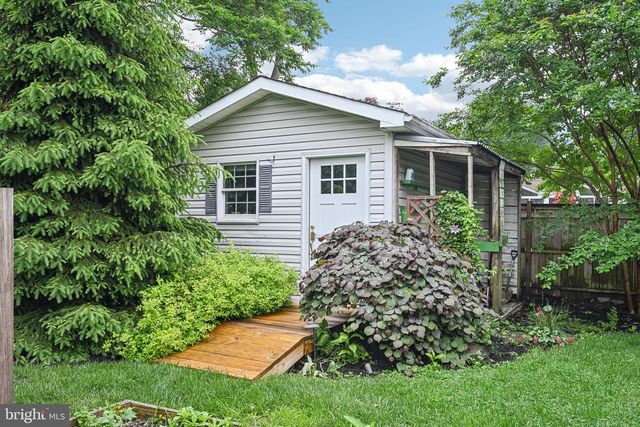18 UNION AVENUE, Stratford, NJ 08084