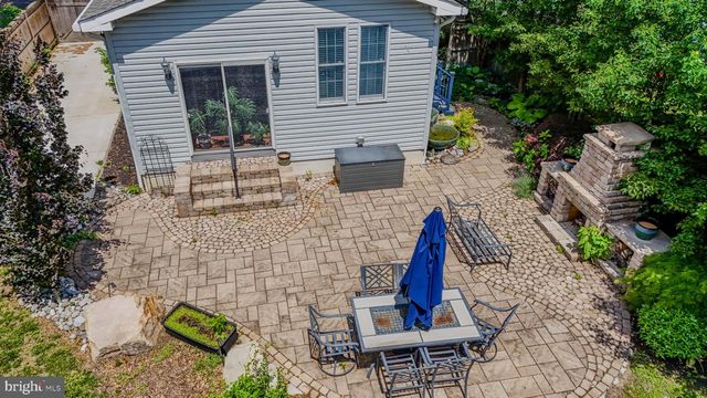 18 UNION AVENUE, Stratford, NJ 08084