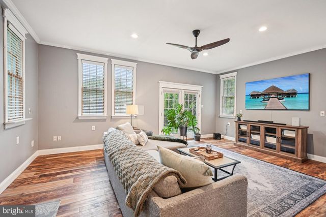 18 UNION AVENUE, Stratford, NJ 08084