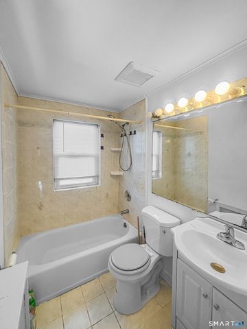 163 Louisiana Avenue 163, Bridgeport, CT 06610